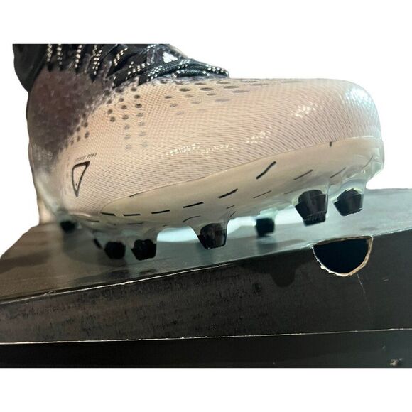 Under Armour Spotlight Lux MC 2.0 Size 10 - Picture 5 of 5